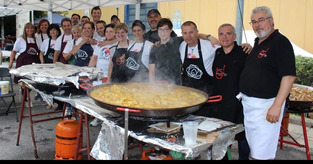 PAELLA SOLIDARIA EXPO CANINA